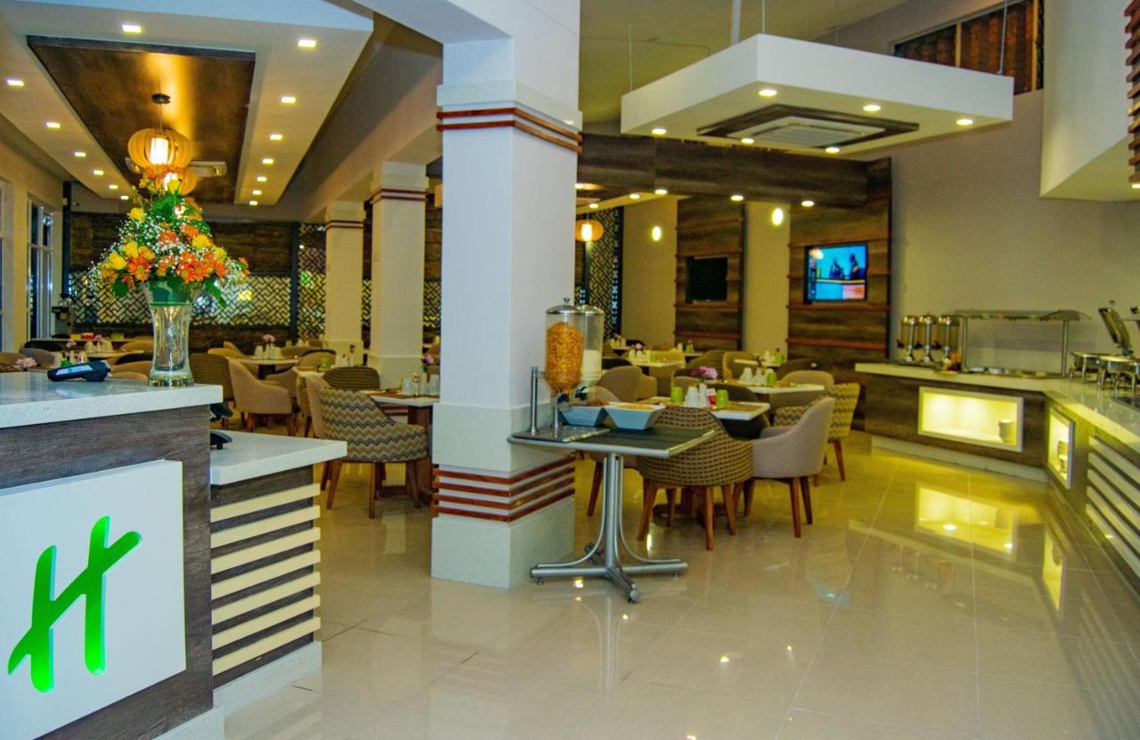 Holiday Inn - Mutare, an IHG Hotel Bagian luar foto